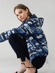 LIGHTWEIGHT HOODED JACKET