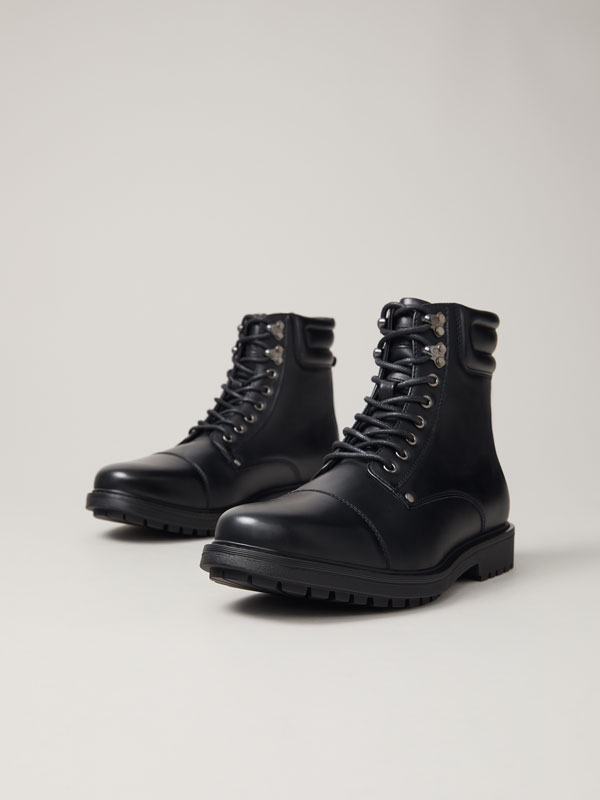 black worker boots