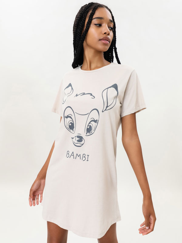 Camisa de dormir com personagens Bambi ©Disney.