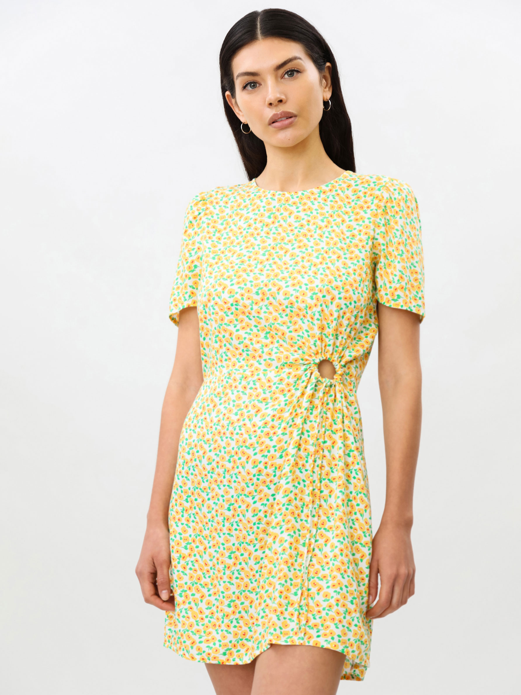 DRESS WITH CIRCULAR OPENING