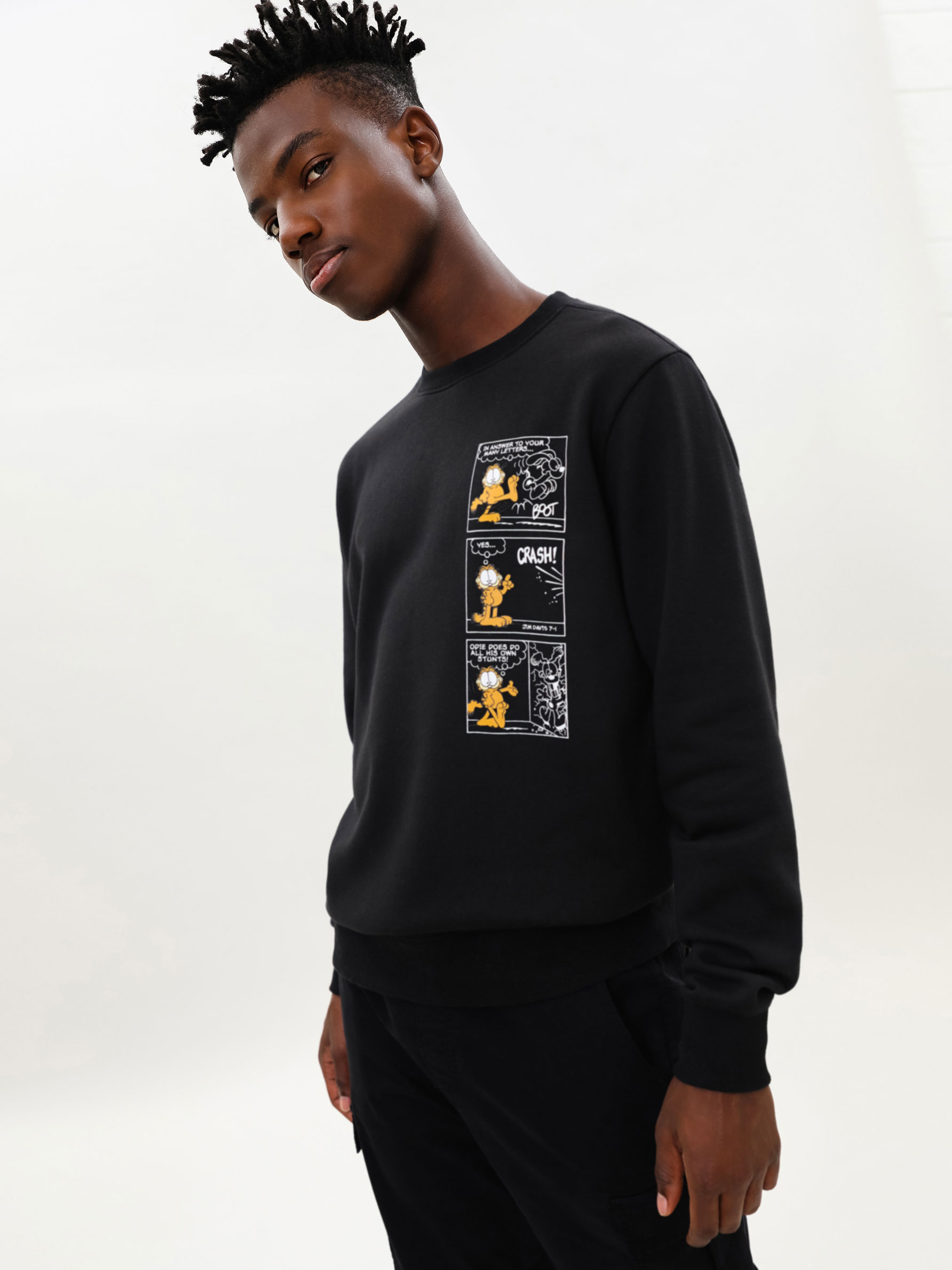 zara garfield sweater