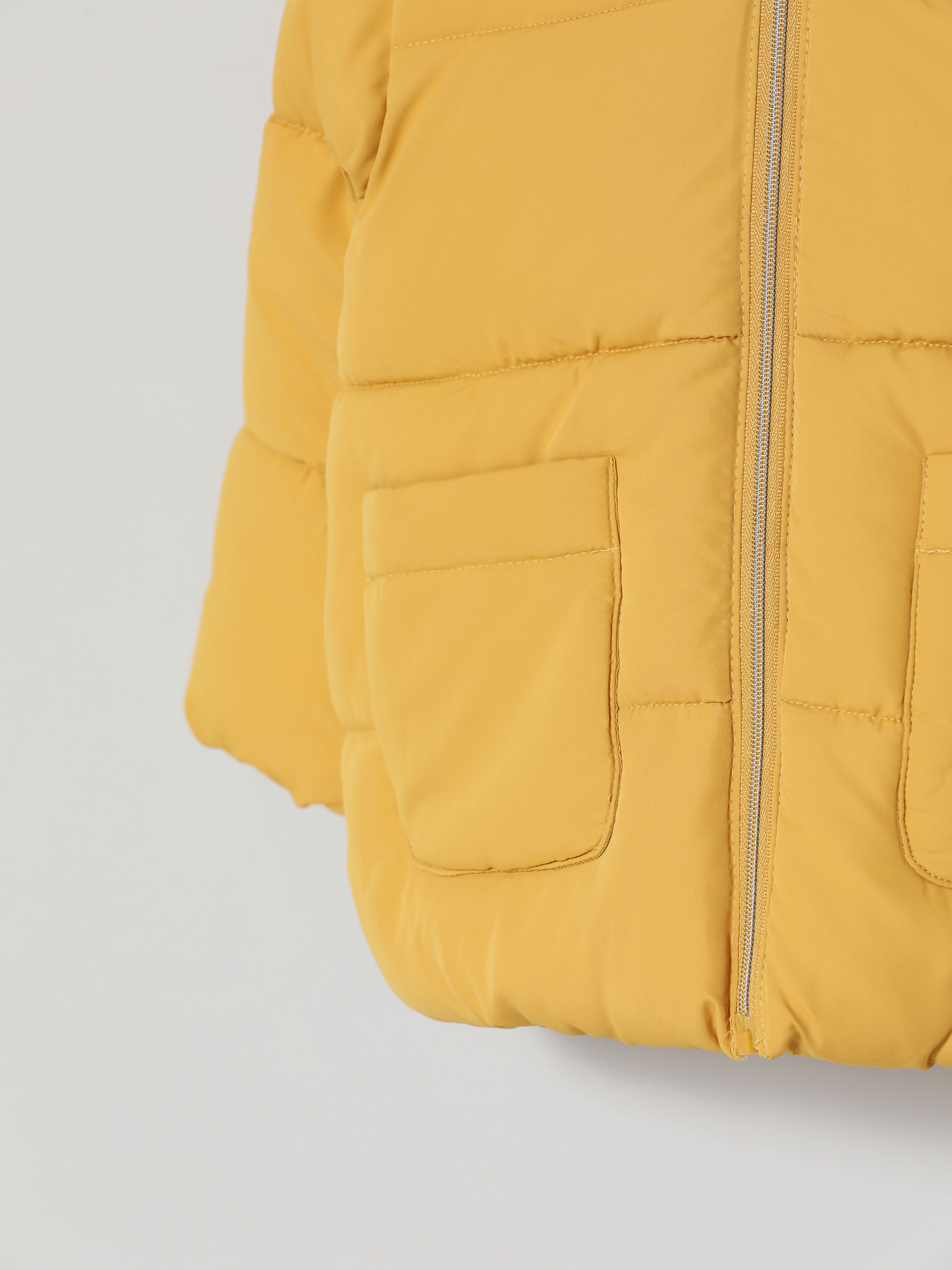 pull and bear yellow puffer jacket