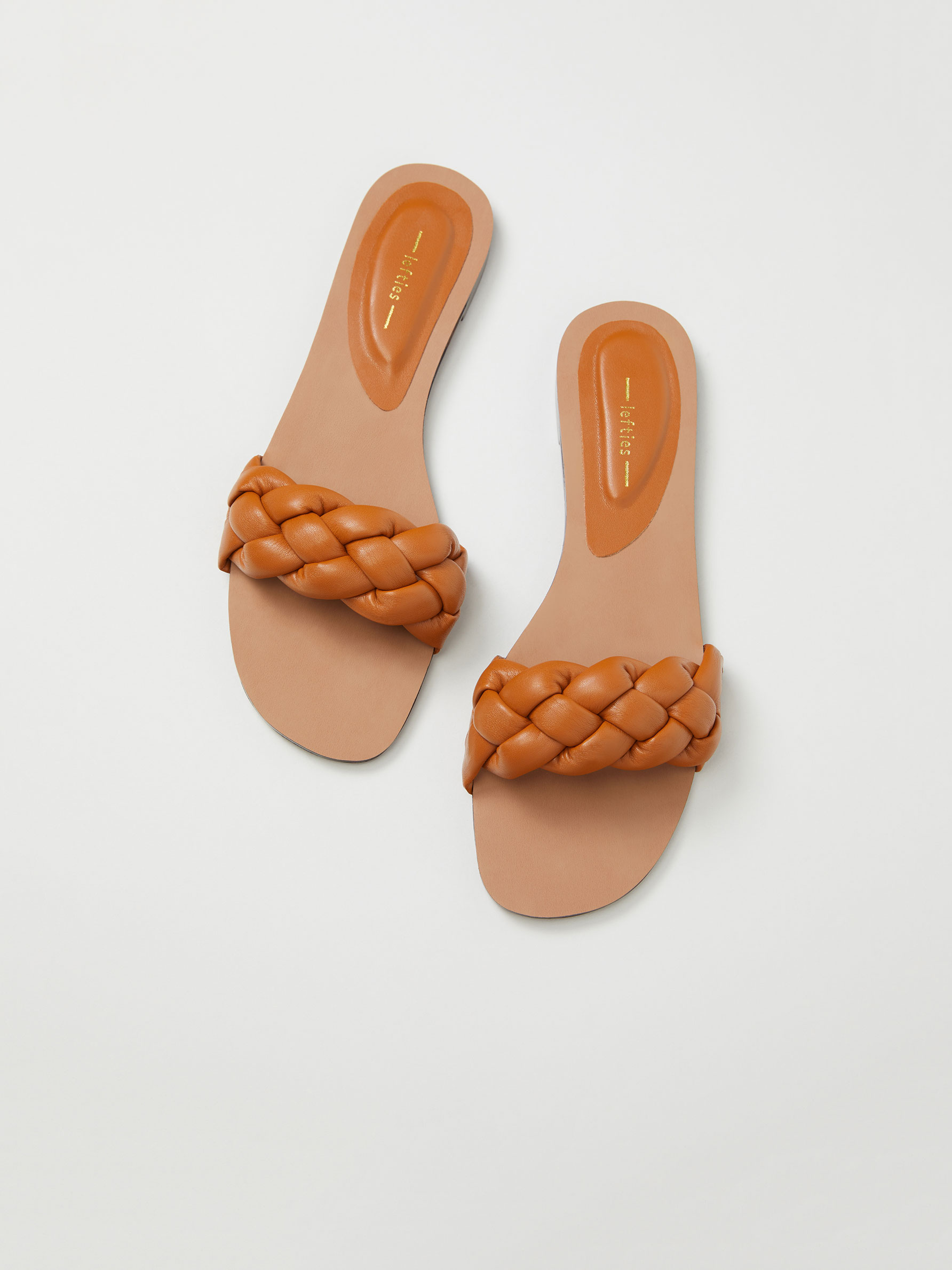 Sandalia plana trenzada - Sandalias Planas - ZAPATOS - TODA LA COLECCIÓN -  MUJER - | Lefties Mexico