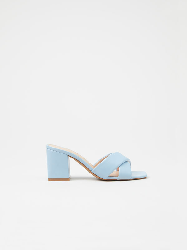 lefties sandalias