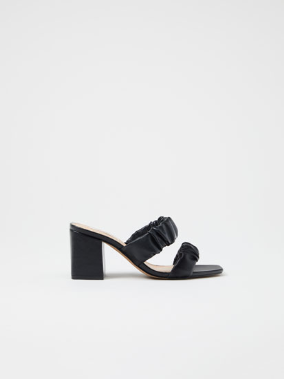 lefties sandalias