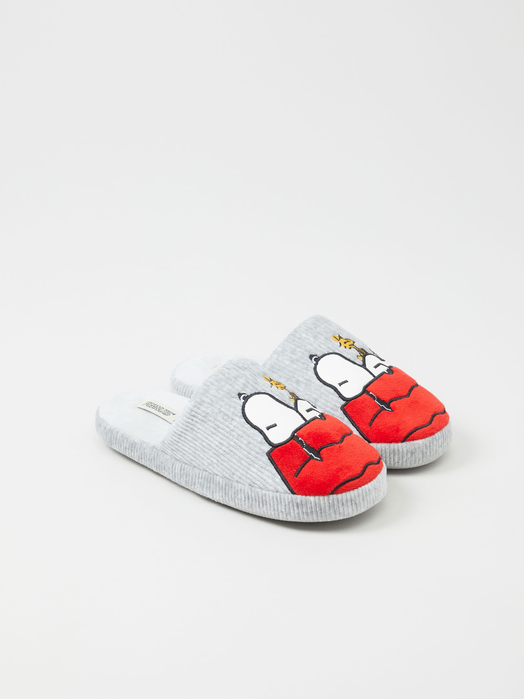 snoopy house slippers