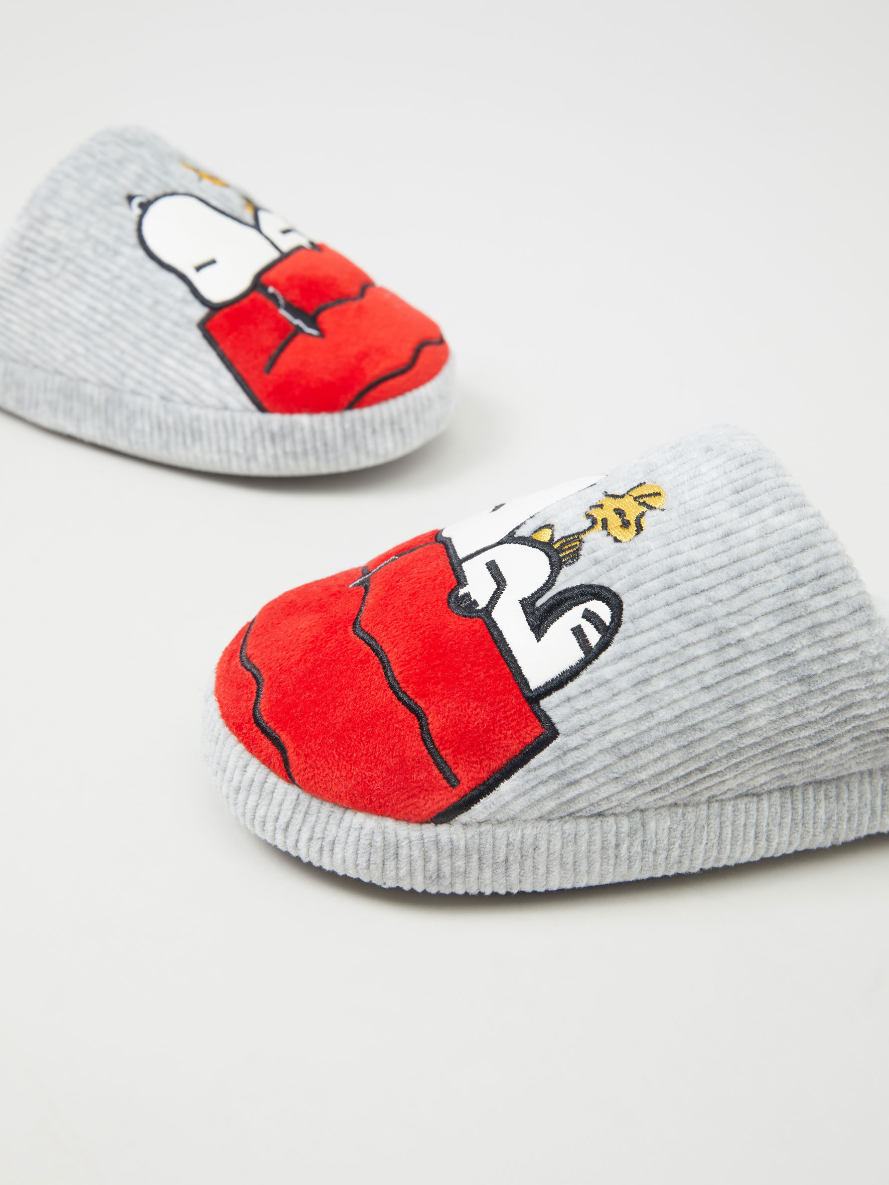 snoopy house slippers