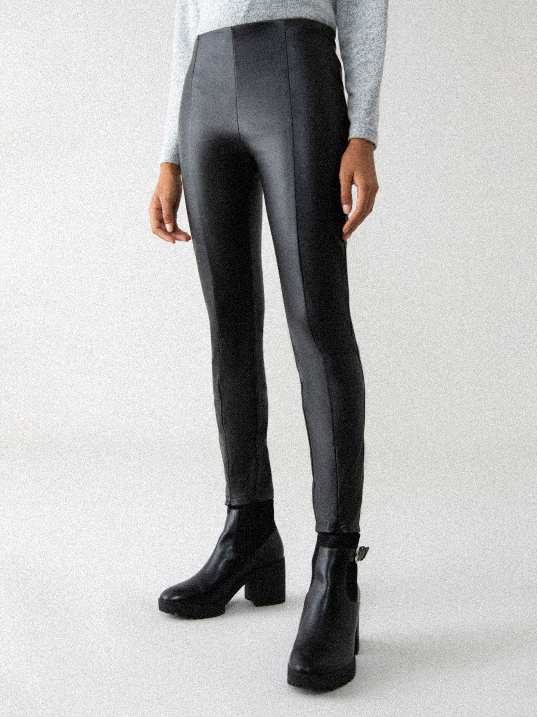 FAUX LEATHER LEGGINGS