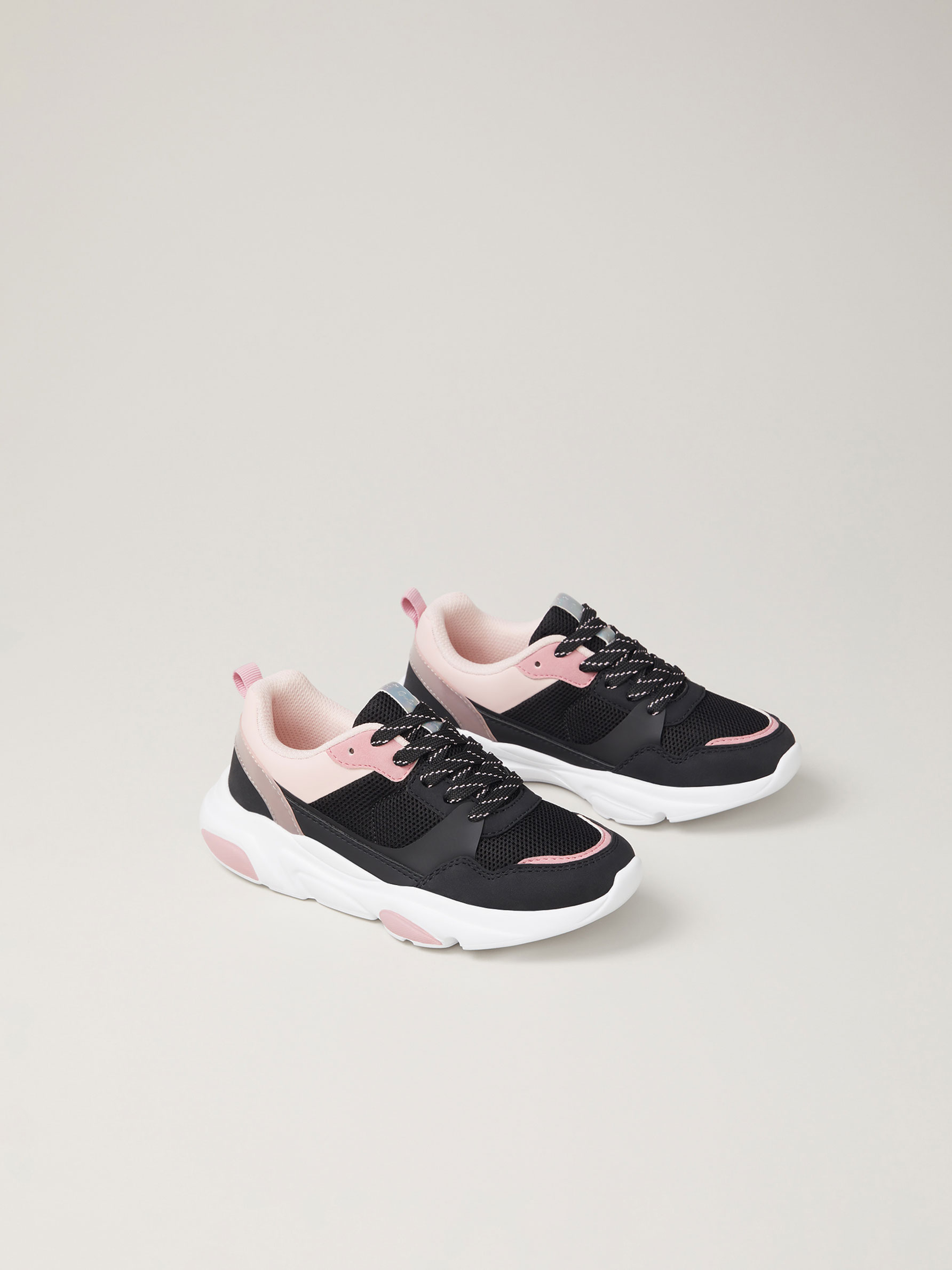 TWO-TONE SNEAKERS