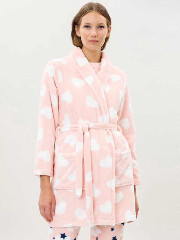 Dressing gown with faux fur hearts