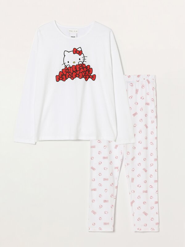 Conjunto de pijama de Hello Kitty ©SANRIO
