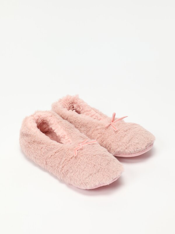Soft-touch slippers