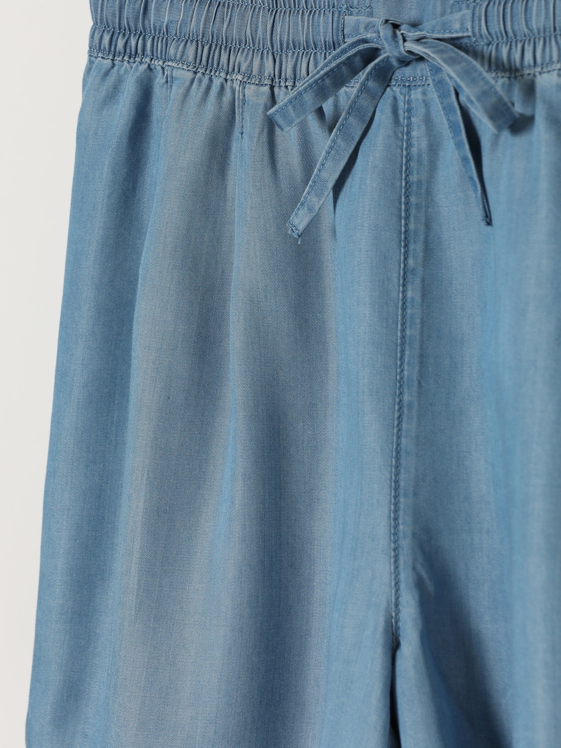 Lightweight denim shorts - Shorts 