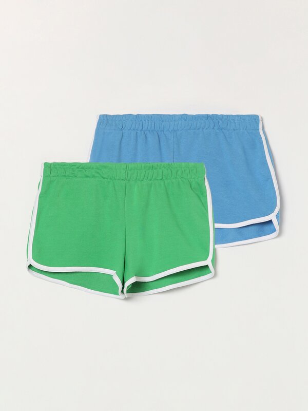 Pack of 2 pairs of basic plush shorts with piping
