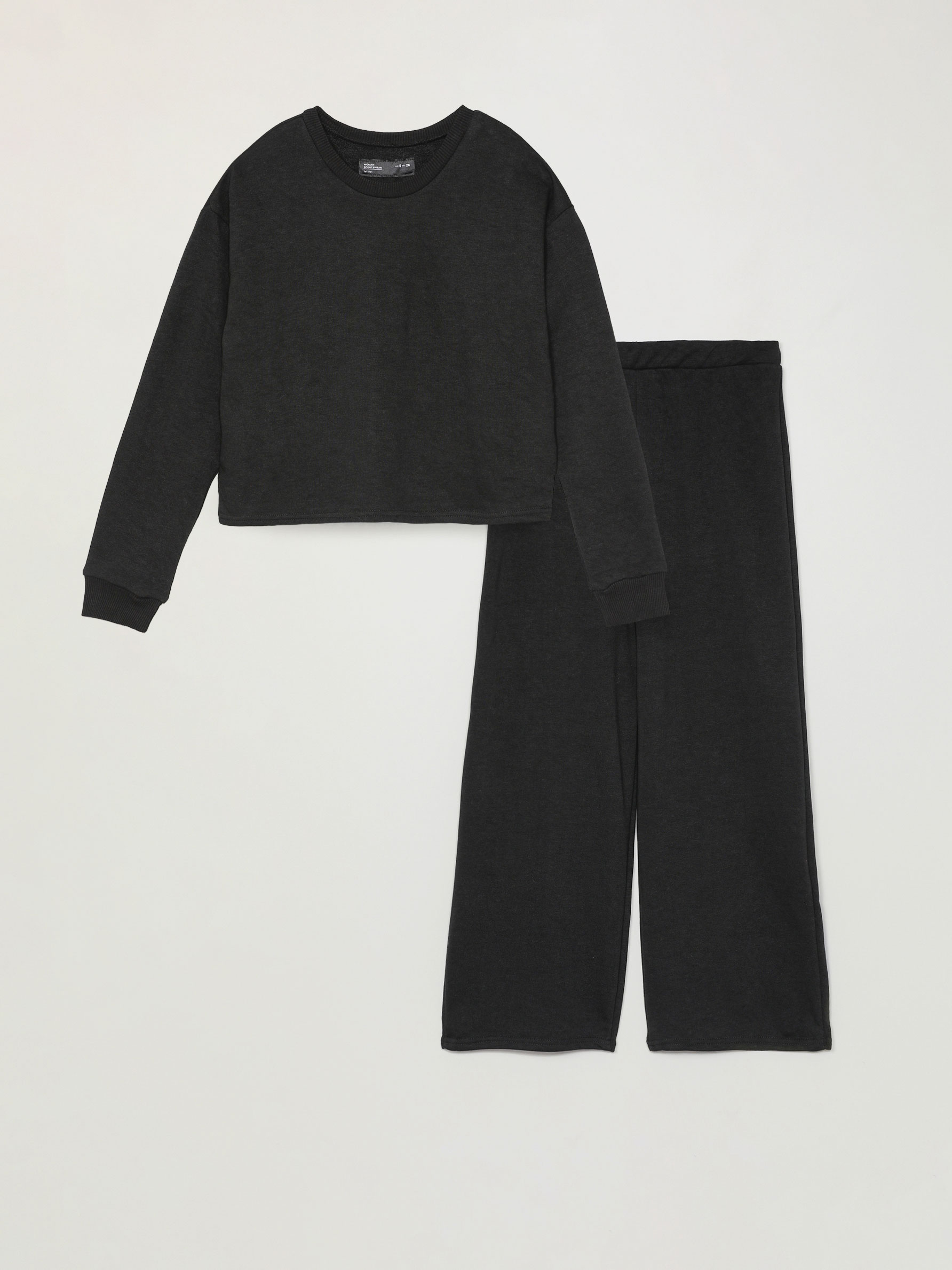 Sporty tracksuit set - SPORTSWEAR - THE 