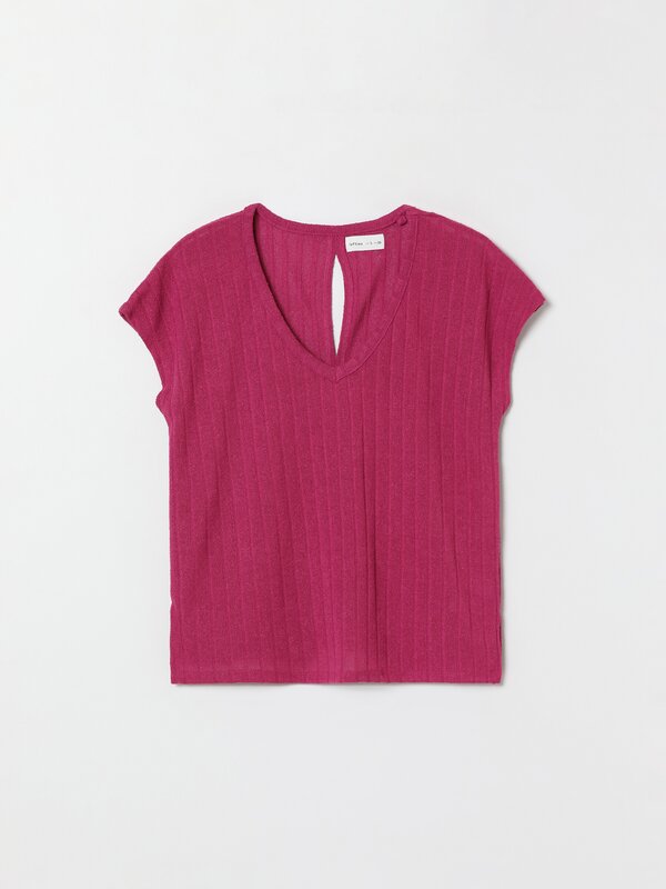 Knit top with vents