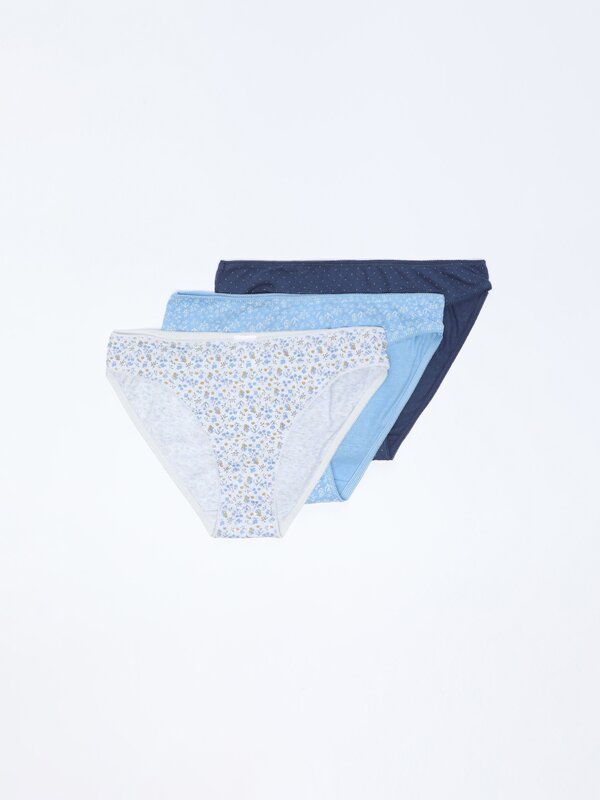 Pack of 3 pairs of printed classic briefs.