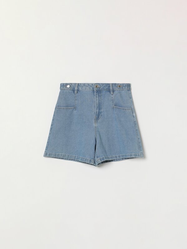 High-waist denim shorts - Denim Shorts 