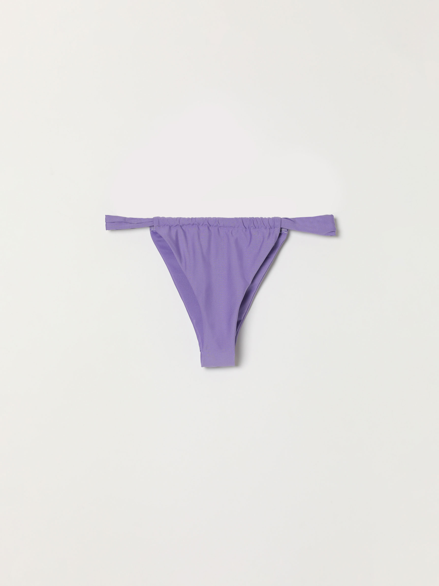 Braguita de bikini brasileña drapeada - NOVEDADES - MUJER - | Lefties ESPAÑA