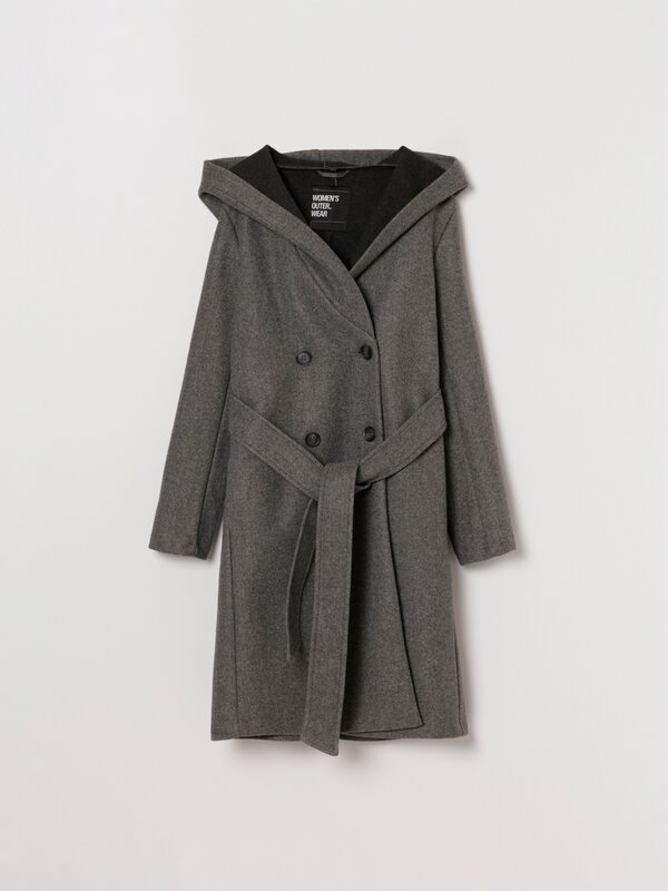 Long coat with bow