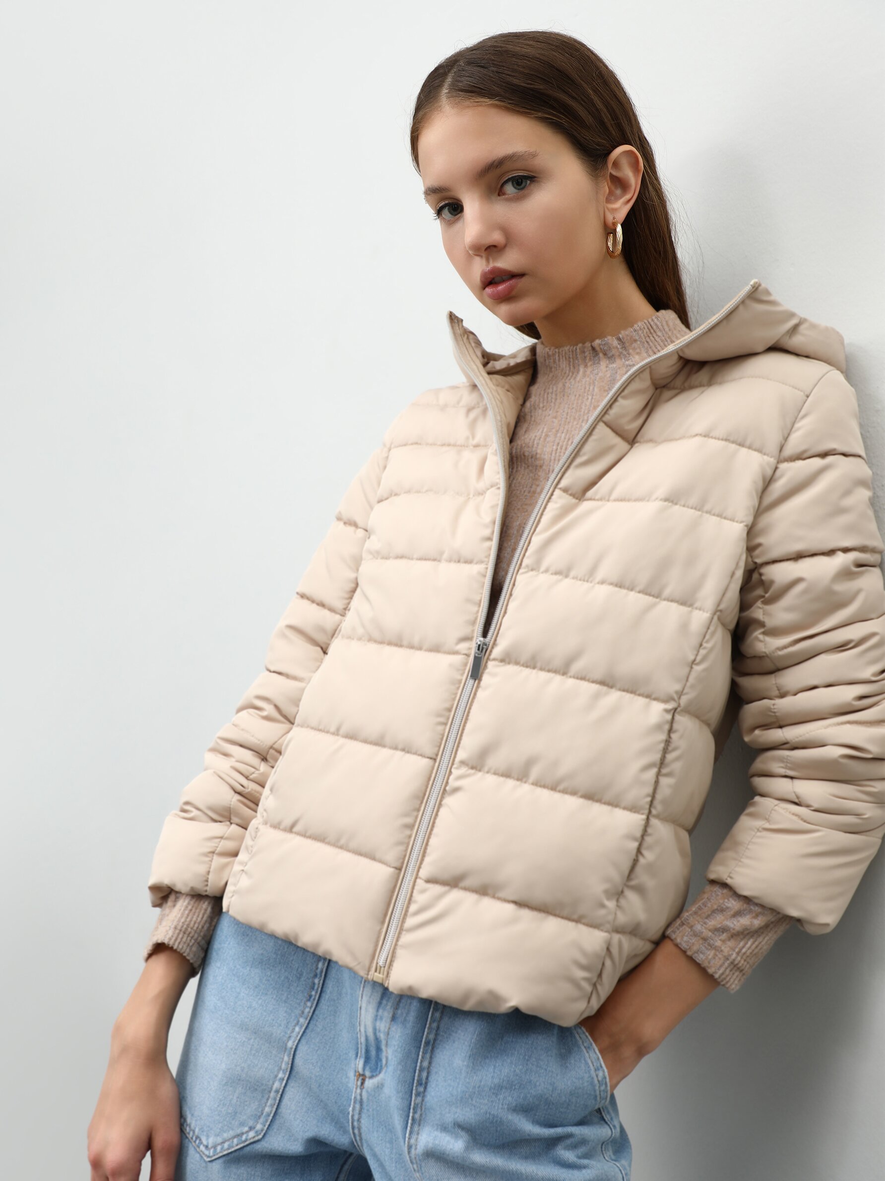 Basic puffer jacket with hood 