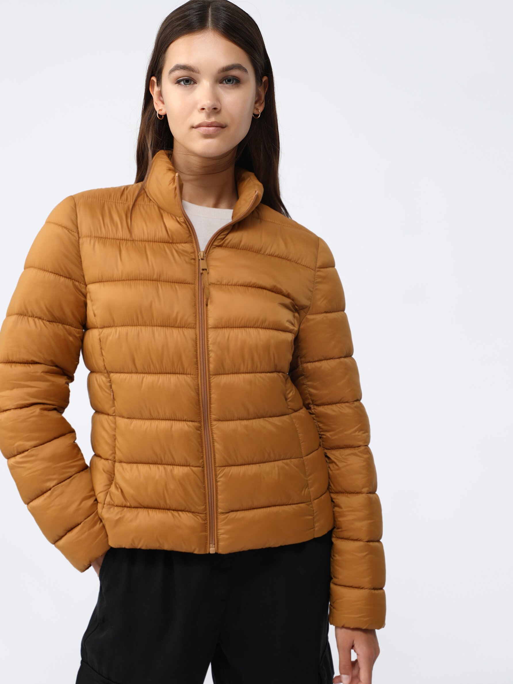 fitted lightweight down jacket