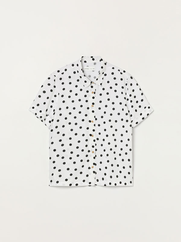 Camisas y blusas de mujer | Lefties Nueva Colección