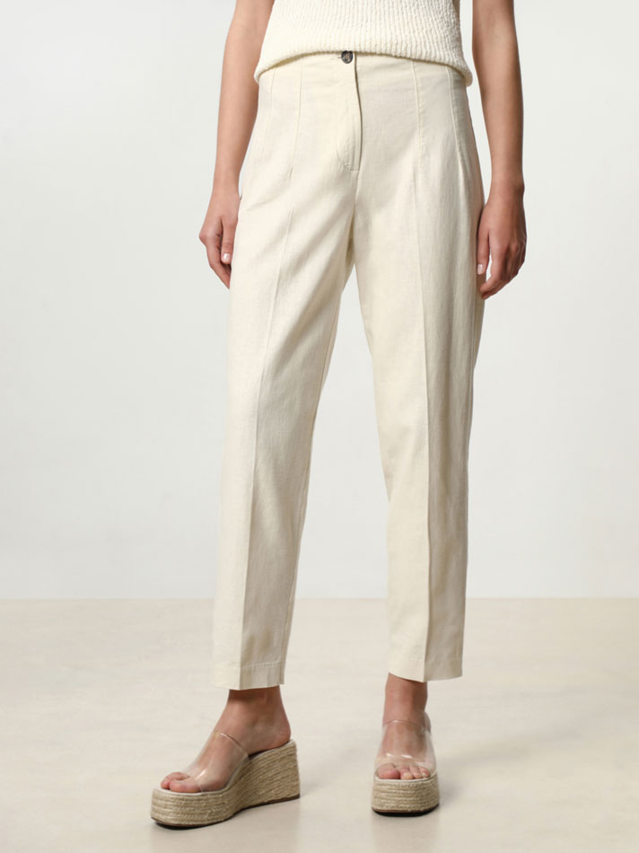 Pantalones de vestir para mujer | Lefties Nueva Colección