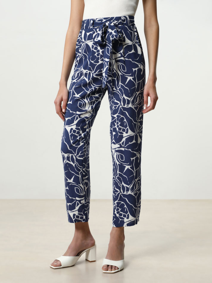 Pantalones Jogger - PANTALONES - TODA LA COLECCIÓN - MUJER - | Lefties  ESPAÑA