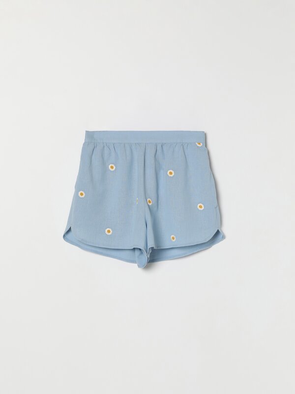 Pantalones cortos de mujer | Lefties Nueva Colección