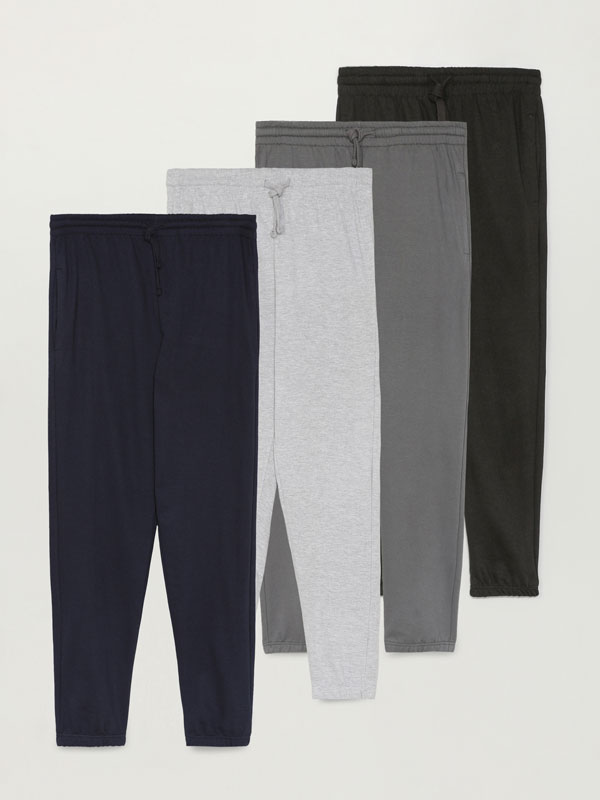 Pack de 4 pantalones jogger básicos