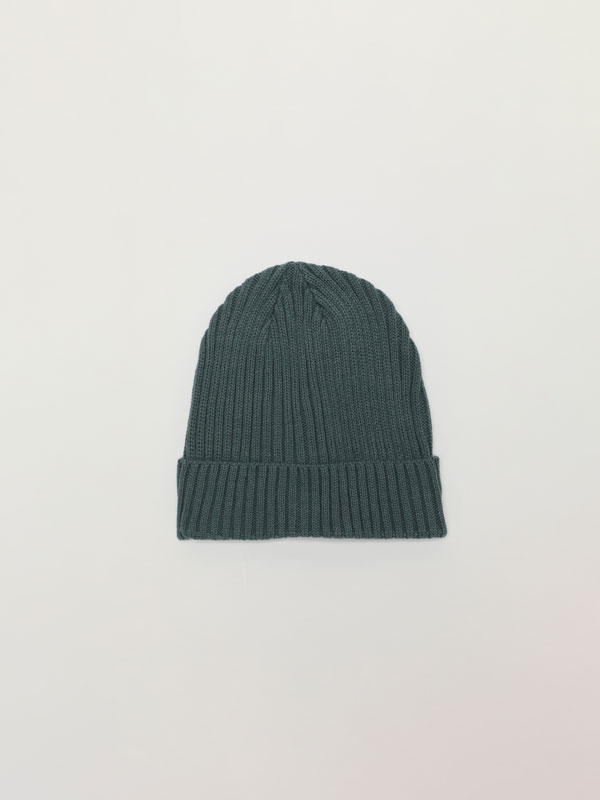 Rib-knit hat