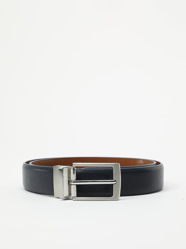 Reversible micro-topstitched belt