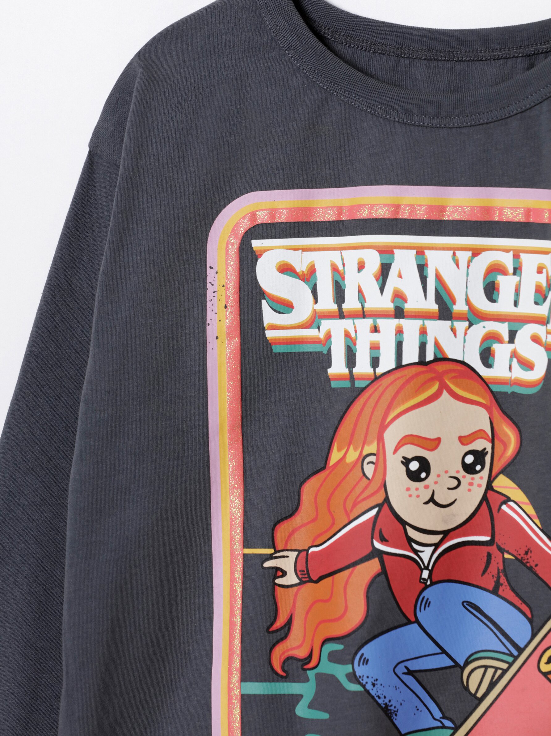 Stranger Things™/© Netflix print T-shirt - Movies - COLLABS - THE ENTIRE  COLLECTION - GIRL | 4- 14 years - KIDS - | Lefties Andorra