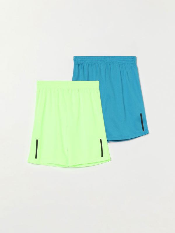 2-Pack of  sports shorts