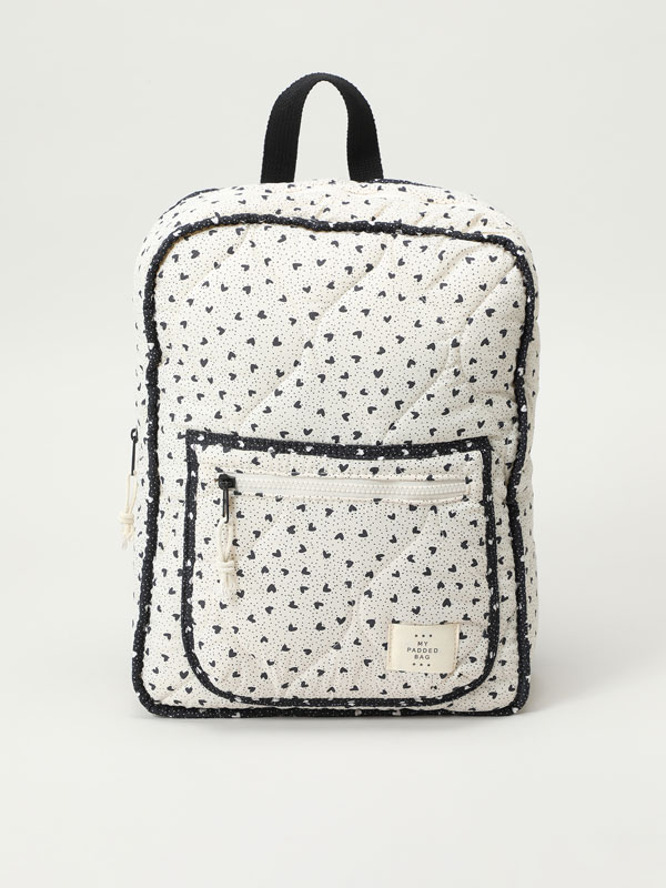 Quilted backpack with a heart print