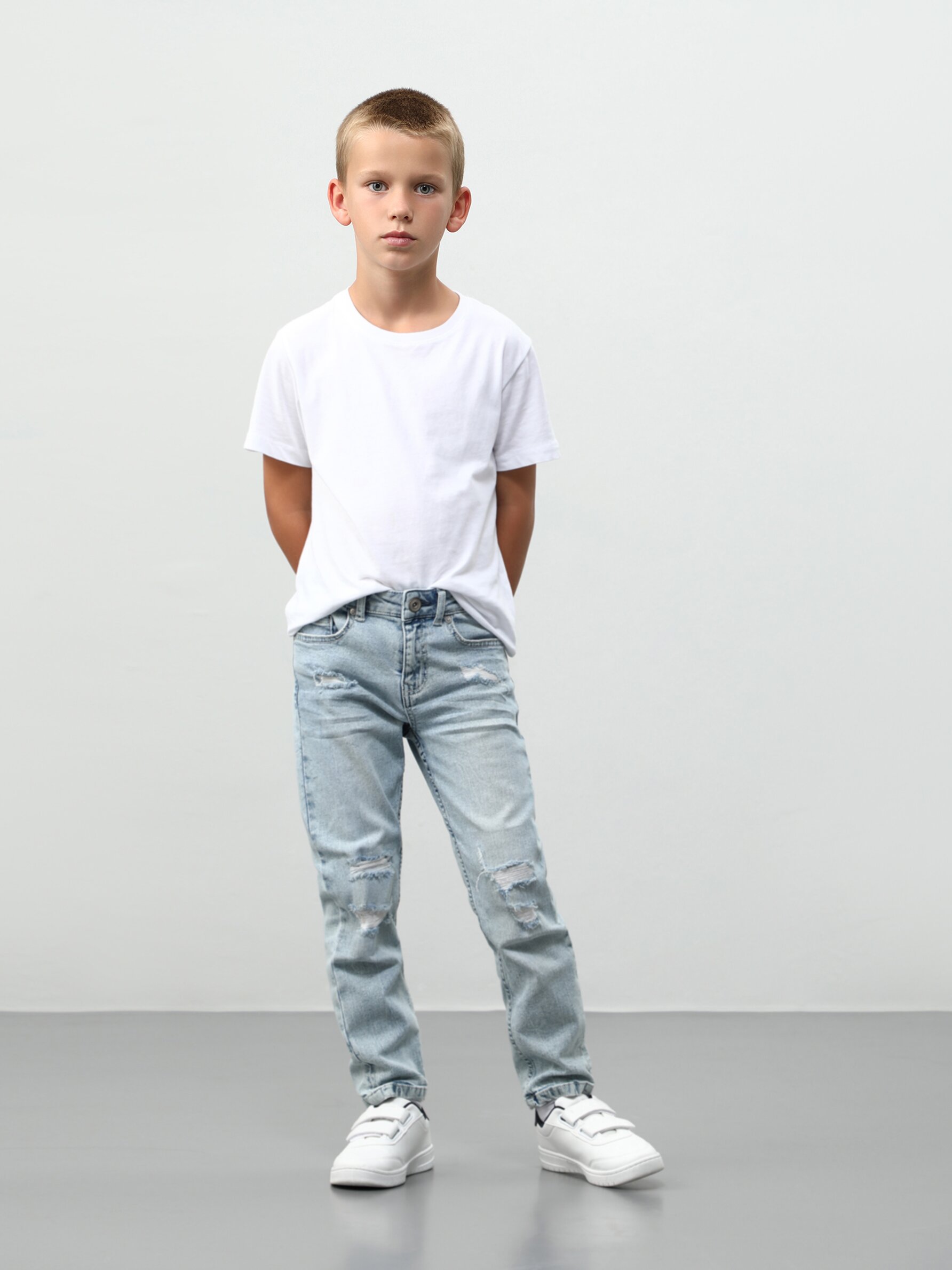 Jeans straight con rotos - NOVEDADES - NIÑO | 4- 14 años - NIÑOS - | Andorra
