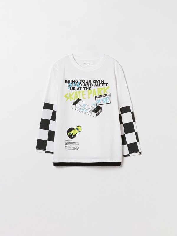 Urban print mock layer T-shirt