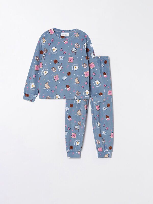 Conjunto de pijama aterciopelado