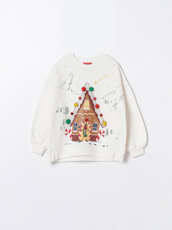 Caramel house sweatshirt with Christmas pompoms