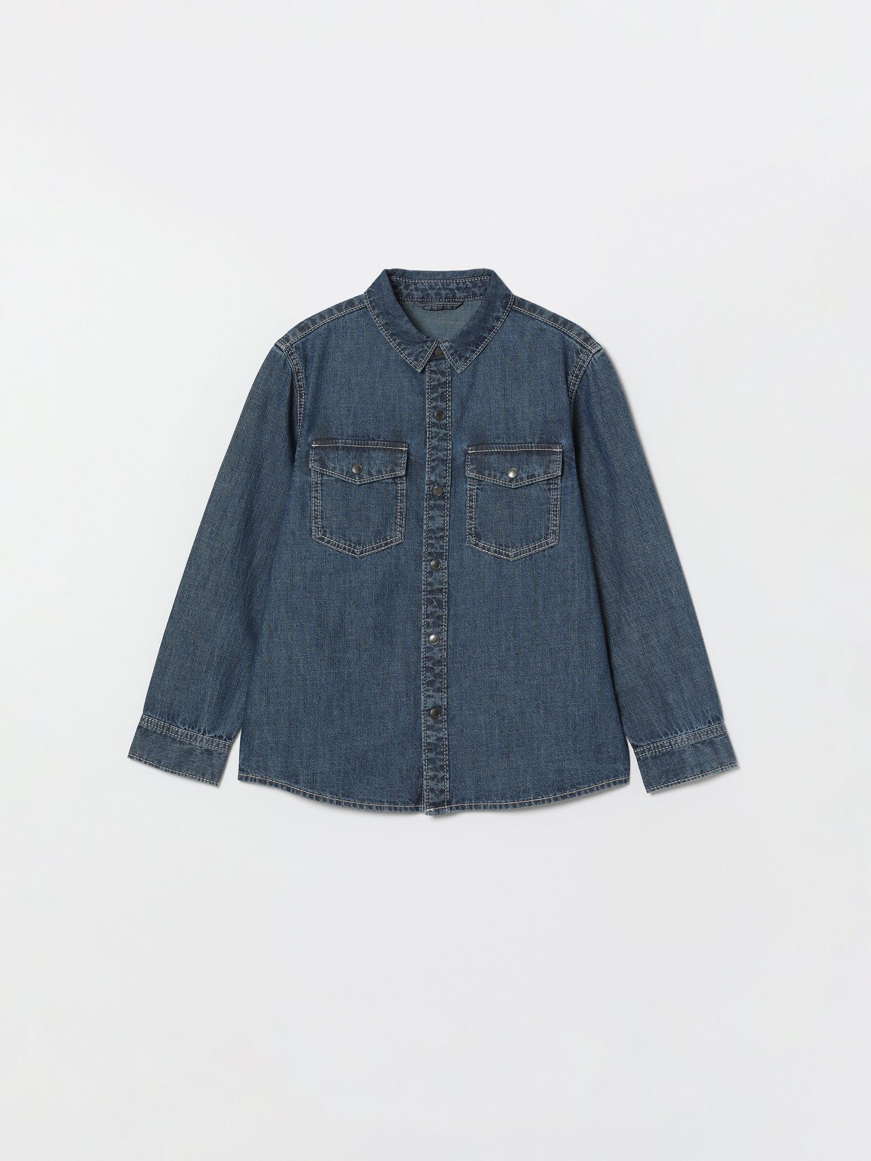 button back denim shirt