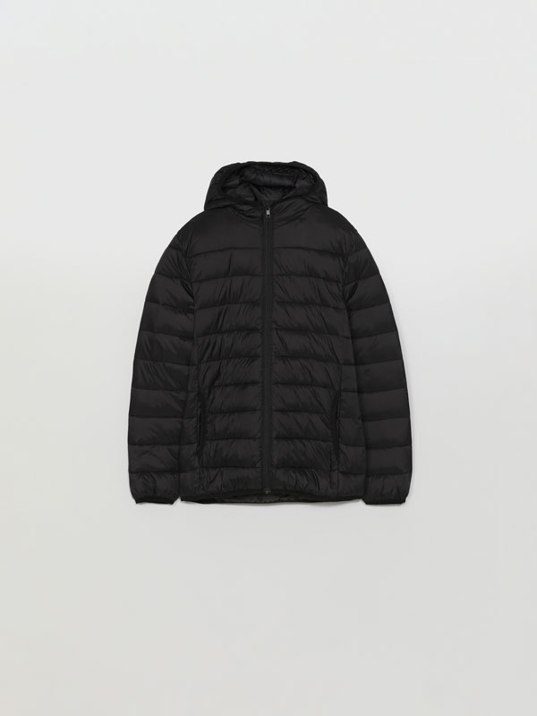 Lightweight hooded puffer jacket