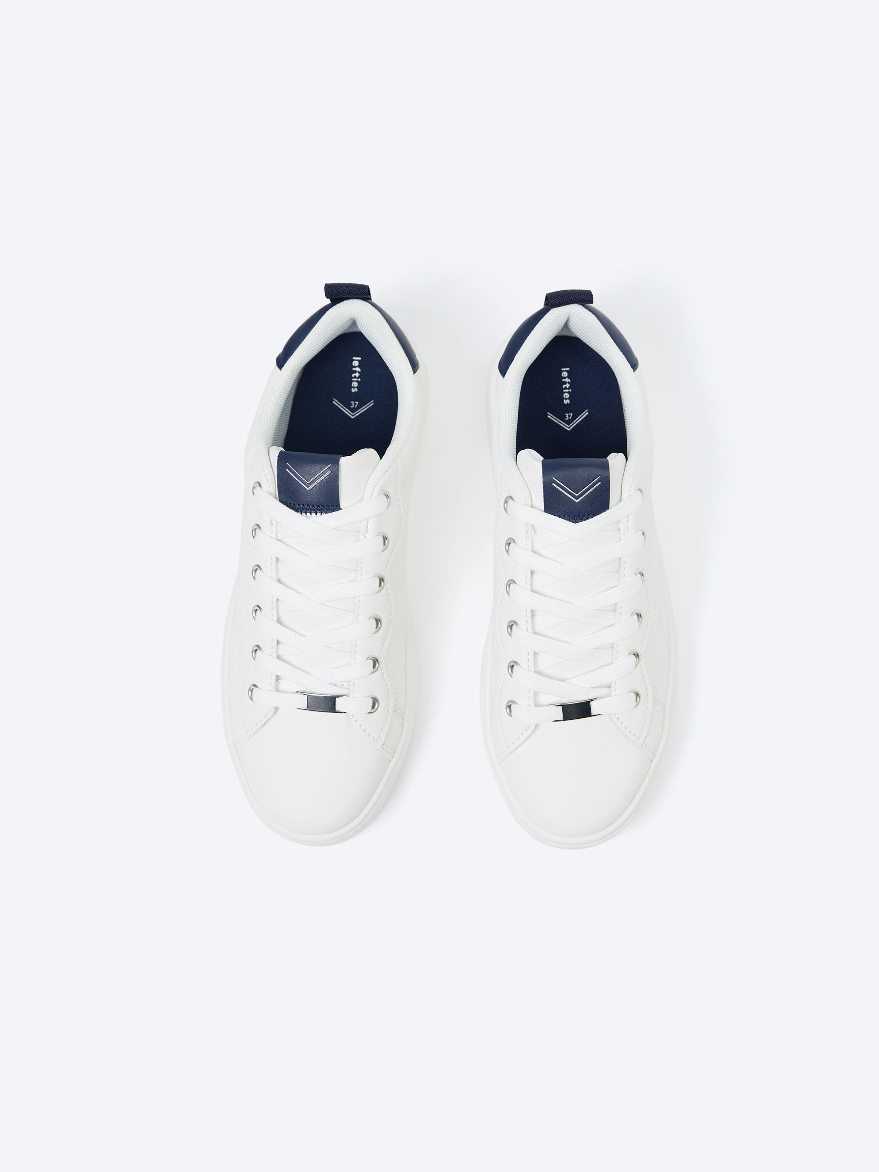 minimalist sneakers womens