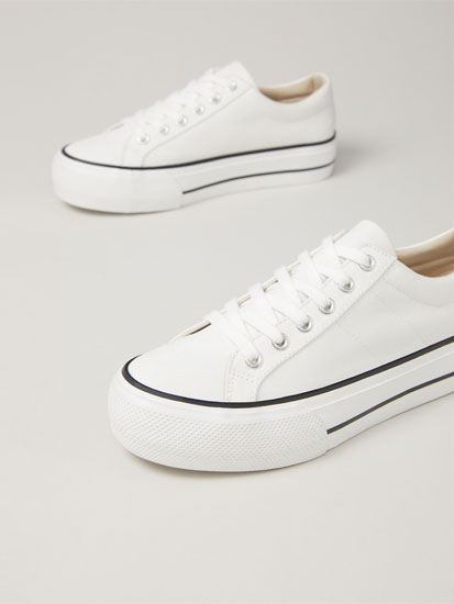 Ofertas en zapatillas y zapatos de mujer | Lefties