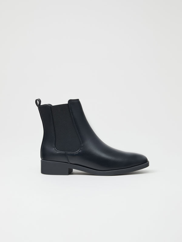 Botas y botines de mujer | Lefties Nueva Colección