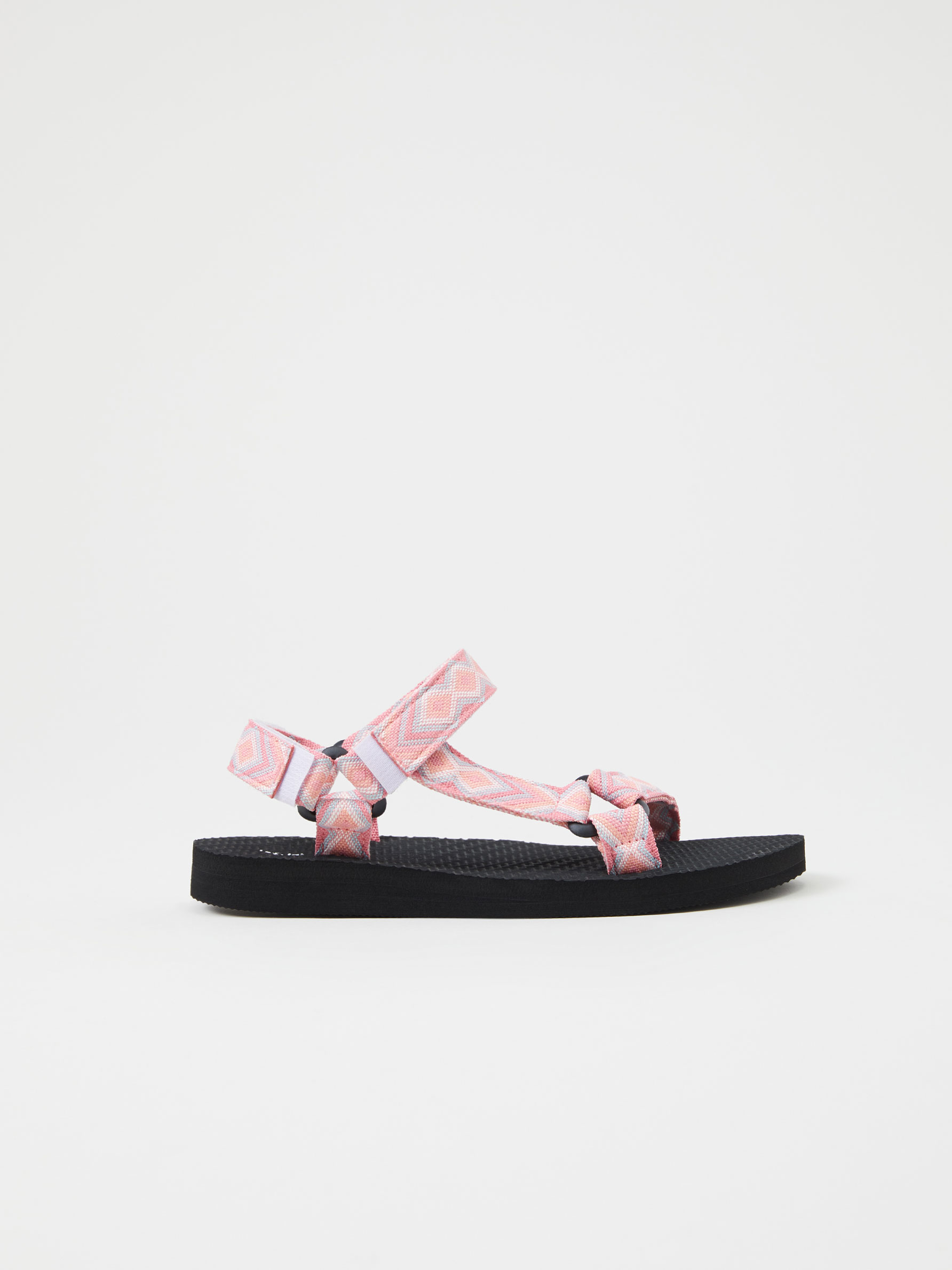 Sandalia deportiva - ZAPATOS - TODA LA COLECCIÓN - MUJER - | Lefties ESPAÑA