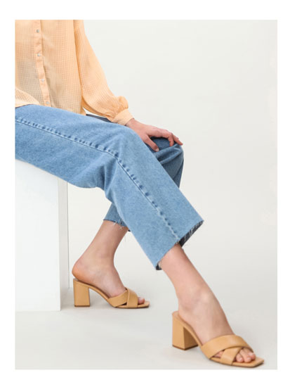 Sandalias de tacón de mujer | Lefties Nueva Colección