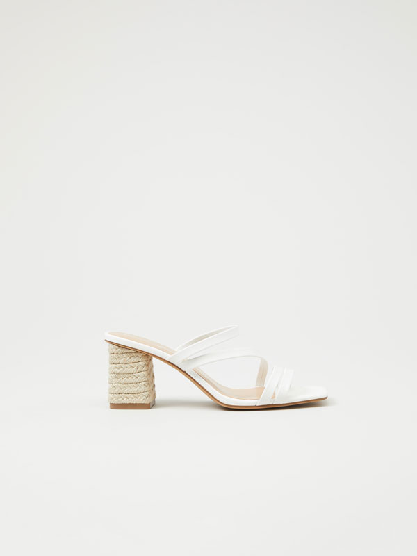 Sandalias de tacón de mujer | Lefties Nueva Colección