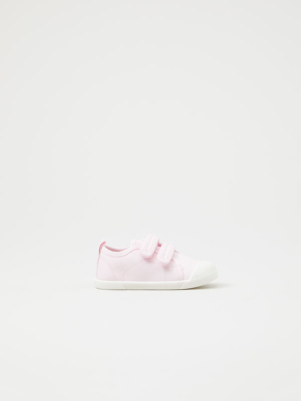 Calzado de bebé niña| Lefties Nueva Colección