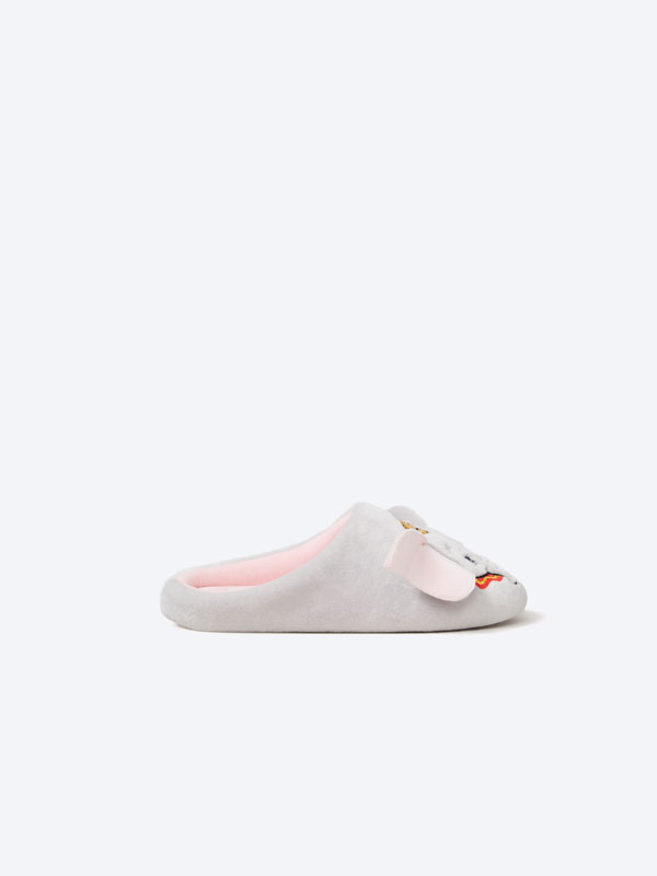 Zapatillas de casa para niña | Lefties Nueva Colección